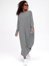 Batwing Sleeves Striped Round-Neck Maxi Dresses